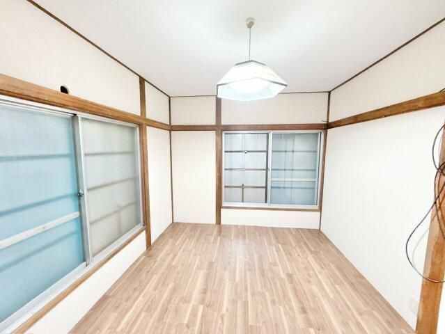 【居間・リビング】 | 栗山戸建