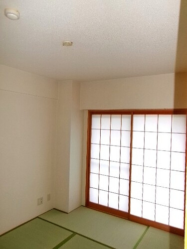 ライオンズマンション逗子披露山公園の居間・リビング|和室　約6.0畳　※前回募集時2023年5月の写真