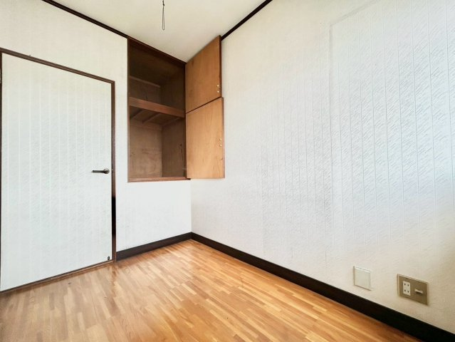 北区岸町2丁目　中古戸建の収納|2026.07.27撮影

現地ご見学希望・資料請求などお気軽にお問い合わせ下さい！
03-5990-5201