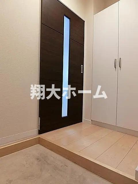 メイゾン南千住の玄関