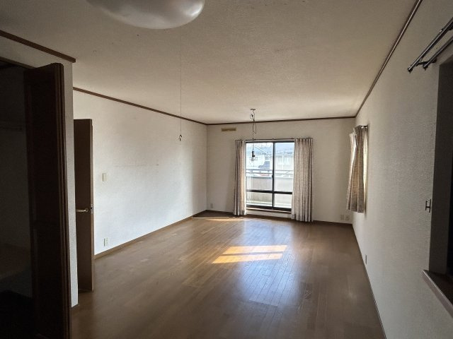 中古戸建　郡山市富久山町南小泉字関場　小泉小・明健中の洋室|【リフォーム中】