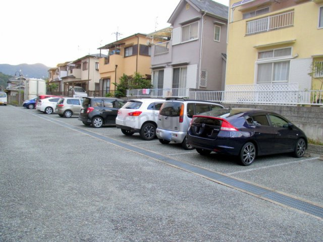 【駐車場】 | グランドメゾン川西