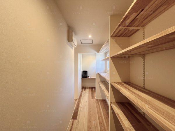 南国市西野田2丁目　建売戸建ての収納