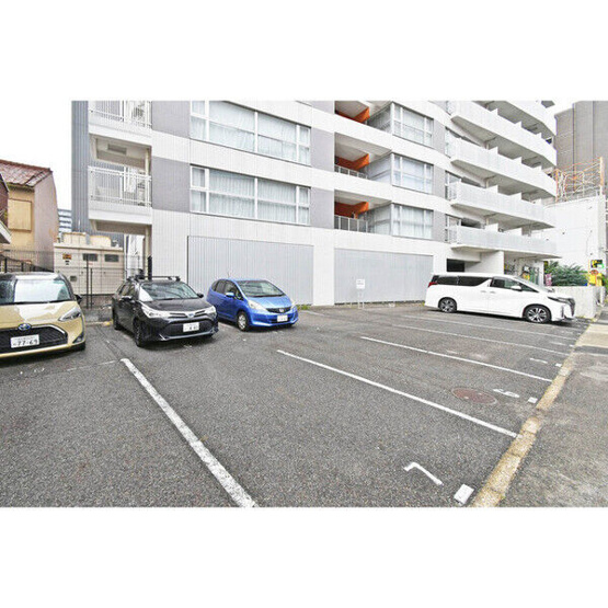 【駐車場】 | LaSante葵 | 駐車場です