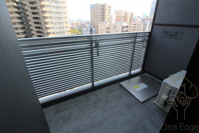 S-RESIDENCE天満Gracisのバルコニー