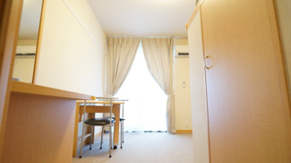 【その他】 | レオパレス生野Ⅲ | カーテン、エアコン等、入居してすぐ必要なものがそろってます♪