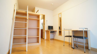 【居間・リビング】 | レオパレス生野Ⅲ | 広々とした綺麗なお部屋です。