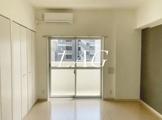 【居間・リビング】 | センプレフェリーチェ | 洋室のお部屋です。