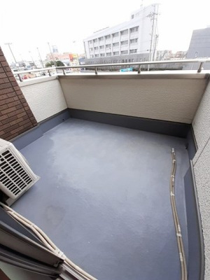 【バルコニー】 | プルミエ　Ⅱ | 開放的で明るい空間を演出してくれるバルコニーです
