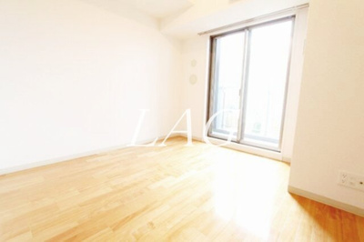 【居間・リビング】 | プライムアーバン川口 | 洋室のお部屋です。