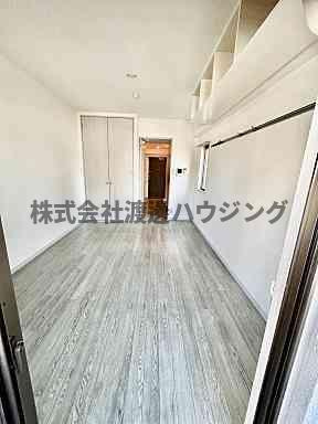 E-GATEの寝室