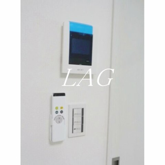 【セキュリティ】 | アクセス八広 | モニター付きインターフォンです。
