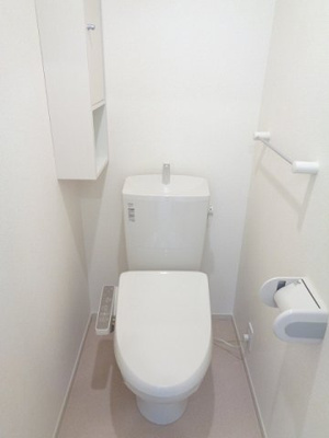 【トイレ】 | ロイヤル　オークＢ | コンパクトで使いやすいトイレです