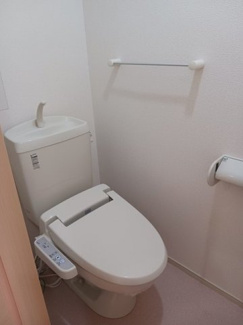 【トイレ】 | ボンヌ・シャンス | 清潔感のあるトイレです