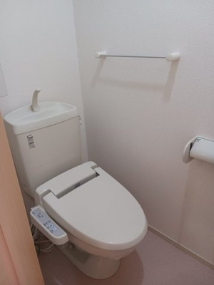 【トイレ】 | ボンヌ・シャンス | 清潔感のあるトイレです
