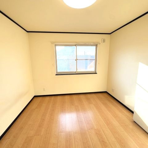 ヴァンベール中島の玄関