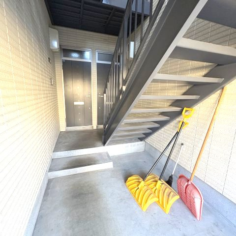 ヴァンベール中島のエントランス