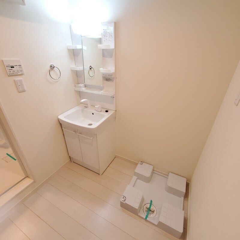 SQUARE出水の独立洗面台