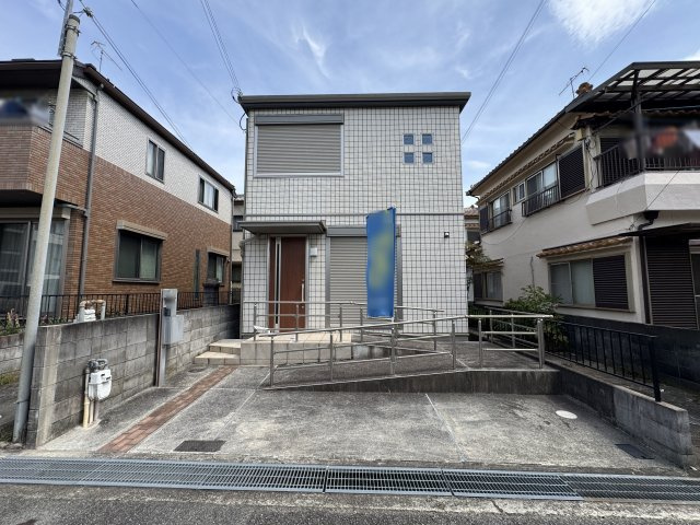 明石市魚住町西岡戸建の外観