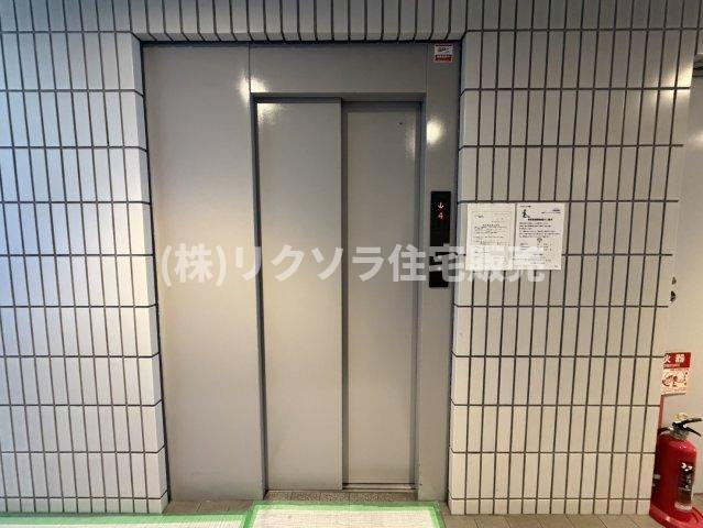 アクシス門真のその他共用部分|エレベーター
■物件内覧・資金計画相談・住宅ローン相談、リフォーム相談、お問合せ受付中■
※当日・翌日のご内覧、ご相談はお電話でのお問合せがスムーズです！
