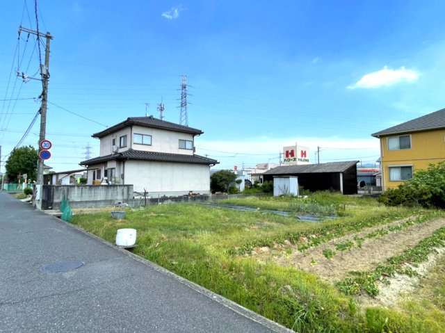 福山市山手町　土地の前面道路含む現地写真