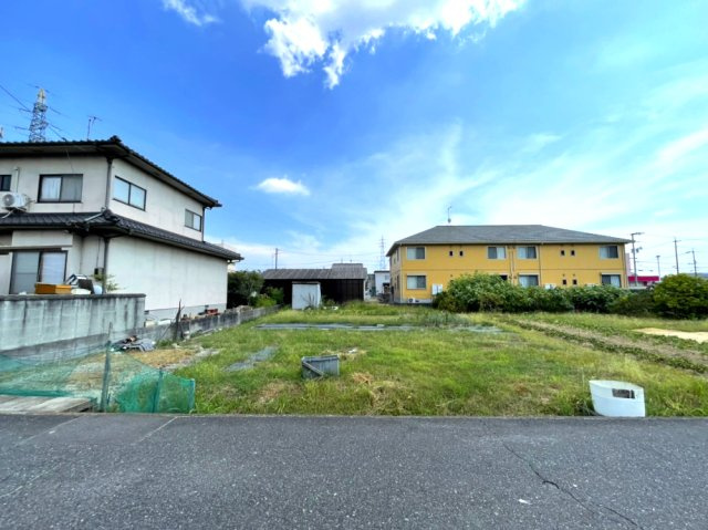 福山市山手町　土地の前面道路含む現地写真