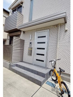 【エントランス】 | アルスターハウス