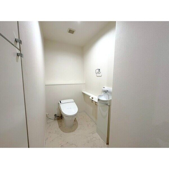 【トイレ】 | LaSante葵 | シンプルで使いやすいトイレです