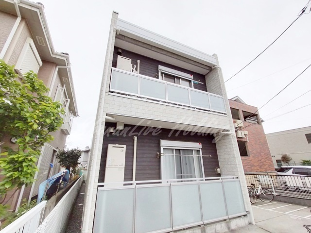 茅ヶ崎市浜竹１丁目のアパート