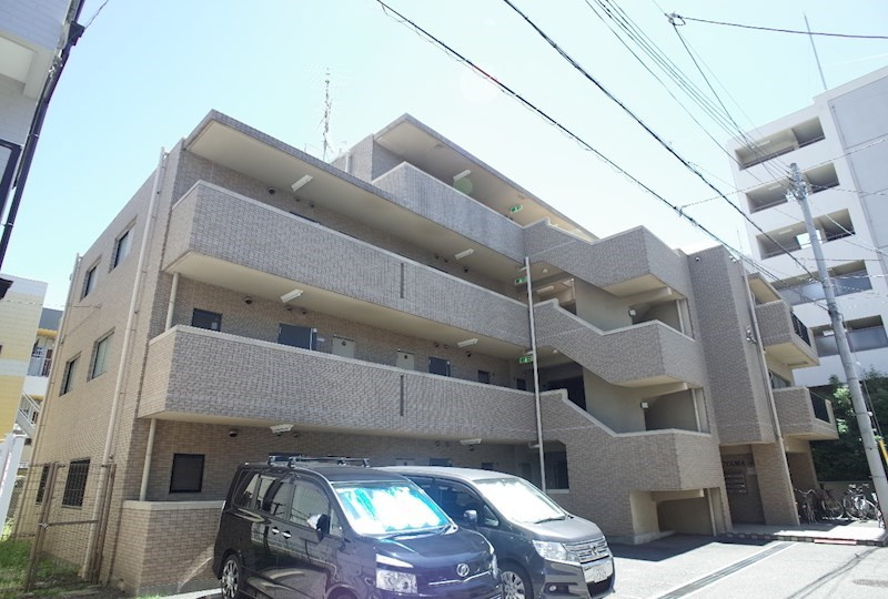 ケイズ本山の外観