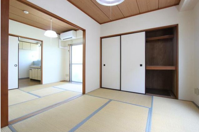 調布市布田３丁目の賃貸マンションの居間・リビング
