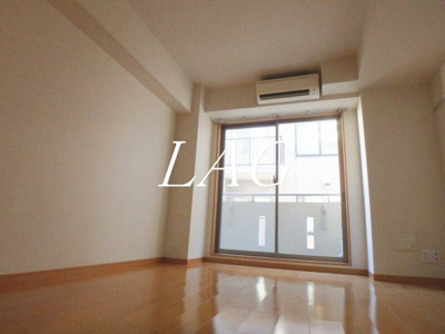 【居間・リビング】 | ヴィブレ西荻 | 洋室のお部屋です。