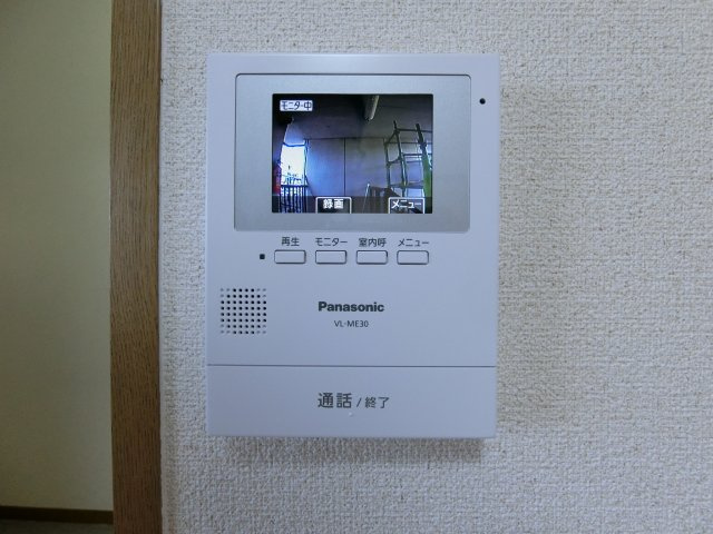 クレールパストラルA棟のセキュリティ|イメージ203号室の写真（反転あり）