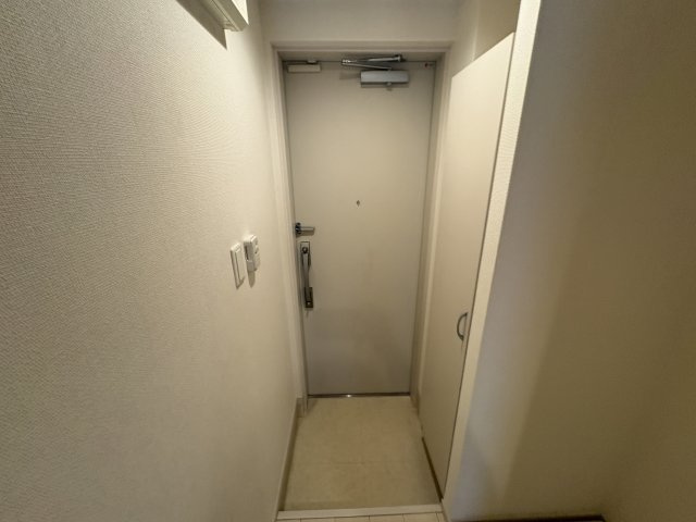 リブリ・クレール岡本の玄関