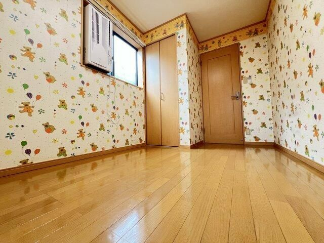 清水ヶ丘戸建ての居間・リビング