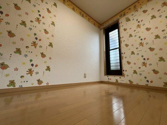 清水ヶ丘戸建ての居間・リビング