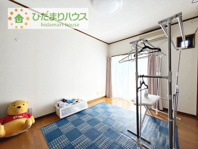【洋室】 | 取手市宮和田　中古戸建 | バルコニーに面しておりお子様のお部屋にぜひ！