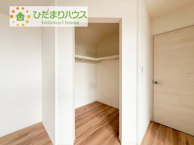 【収納】 | 阿見町荒川本郷第2期　新築戸建　2号棟 | 新婚さんにおすすめ！奥様に喜ばれる収納たっぷりのウォークインクローゼット付きです☆
