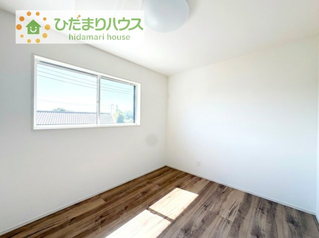 【洋室】 | 阿見町荒川本郷第2期　新築戸建　2号棟 | 木の温もりがやさしいフローリング♪