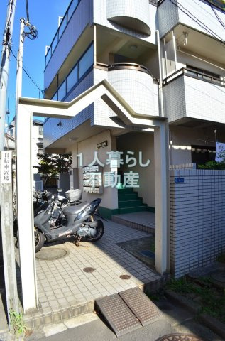 【エントランス】