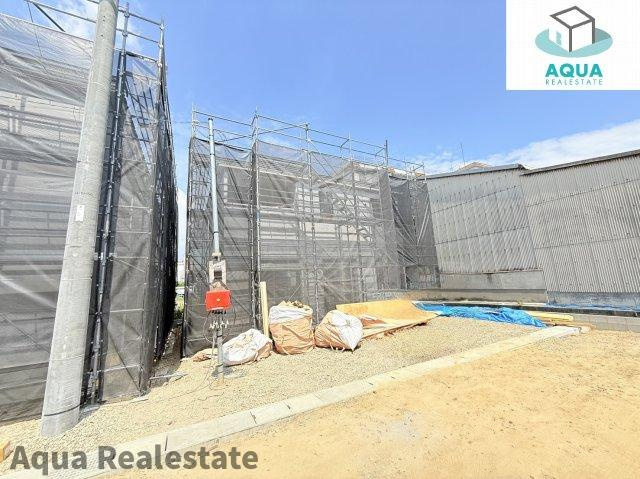 高松市香西本町の新築一戸建の駐車場|外観です