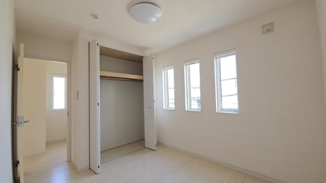 【洋室】 | 海老名市社家3丁目 中古戸建 全1棟