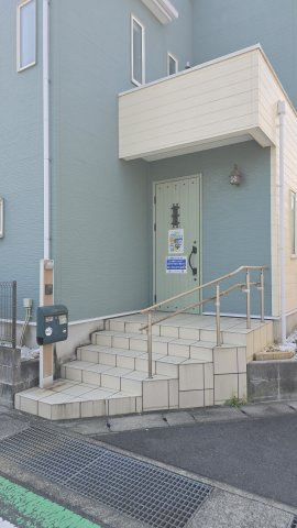 【前面道路含む現地写真】 | 海老名市社家3丁目 中古戸建 全1棟