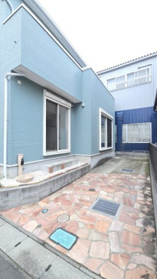 【玄関】 | 海老名市社家3丁目 中古戸建 全1棟