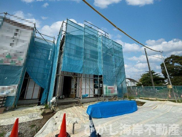 大磯町国府新宿　新築戸建　全５棟の外観|7月25日撮影　建築中　現地外観