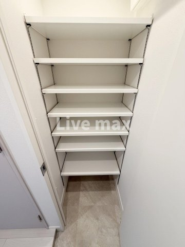 【収納】シーズンフラッツ町屋