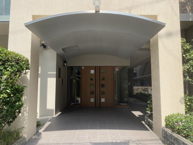 【エントランス】 | ラウムズ堺大小路