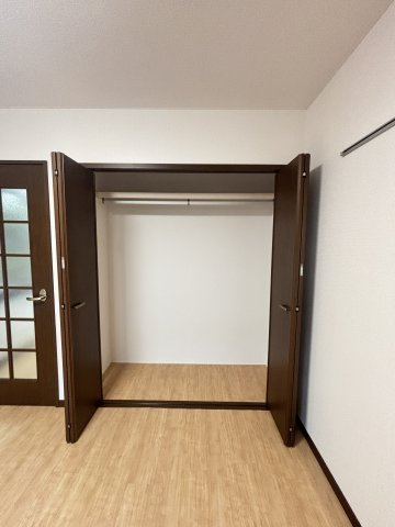 スターハイツ吉野の収納
