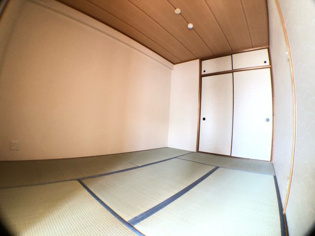 メゾンダーンジュの和室