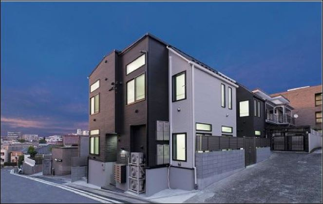 世田谷区三宿２丁目のアパートのエントランス